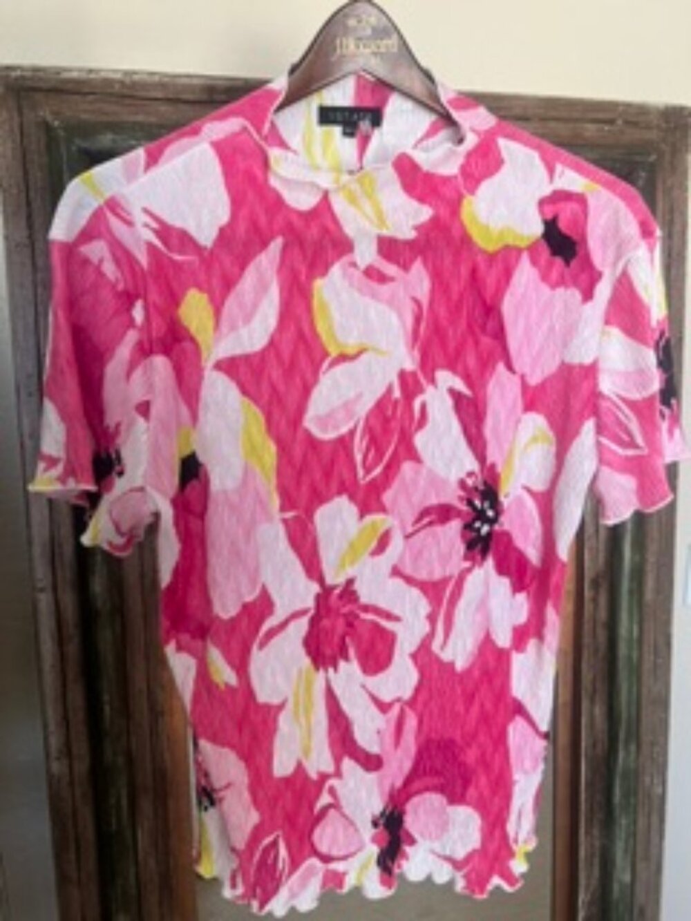 1 State Pink/White Crinkle Floral Blouse Stitching Embellishment Edging Size XL